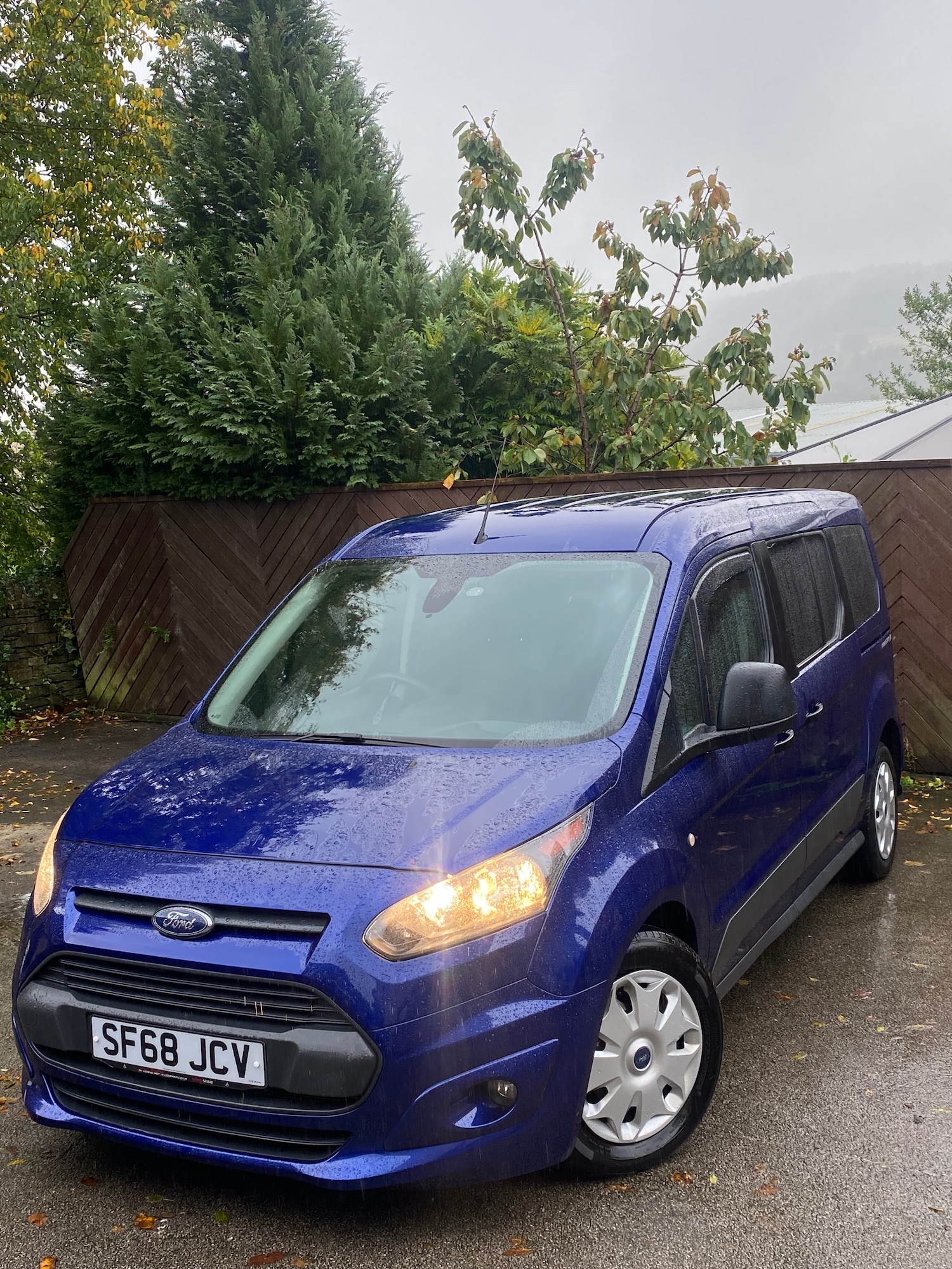 Used Ford Grand Tourneo Connect 2019 for sale - 76353440: Photo 2