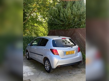 Used Toyota Yaris 2016 for sale - 77112823: Photo