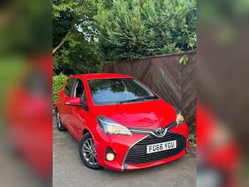 Used Toyota Yaris 2017 for sale - 76127542: Photo