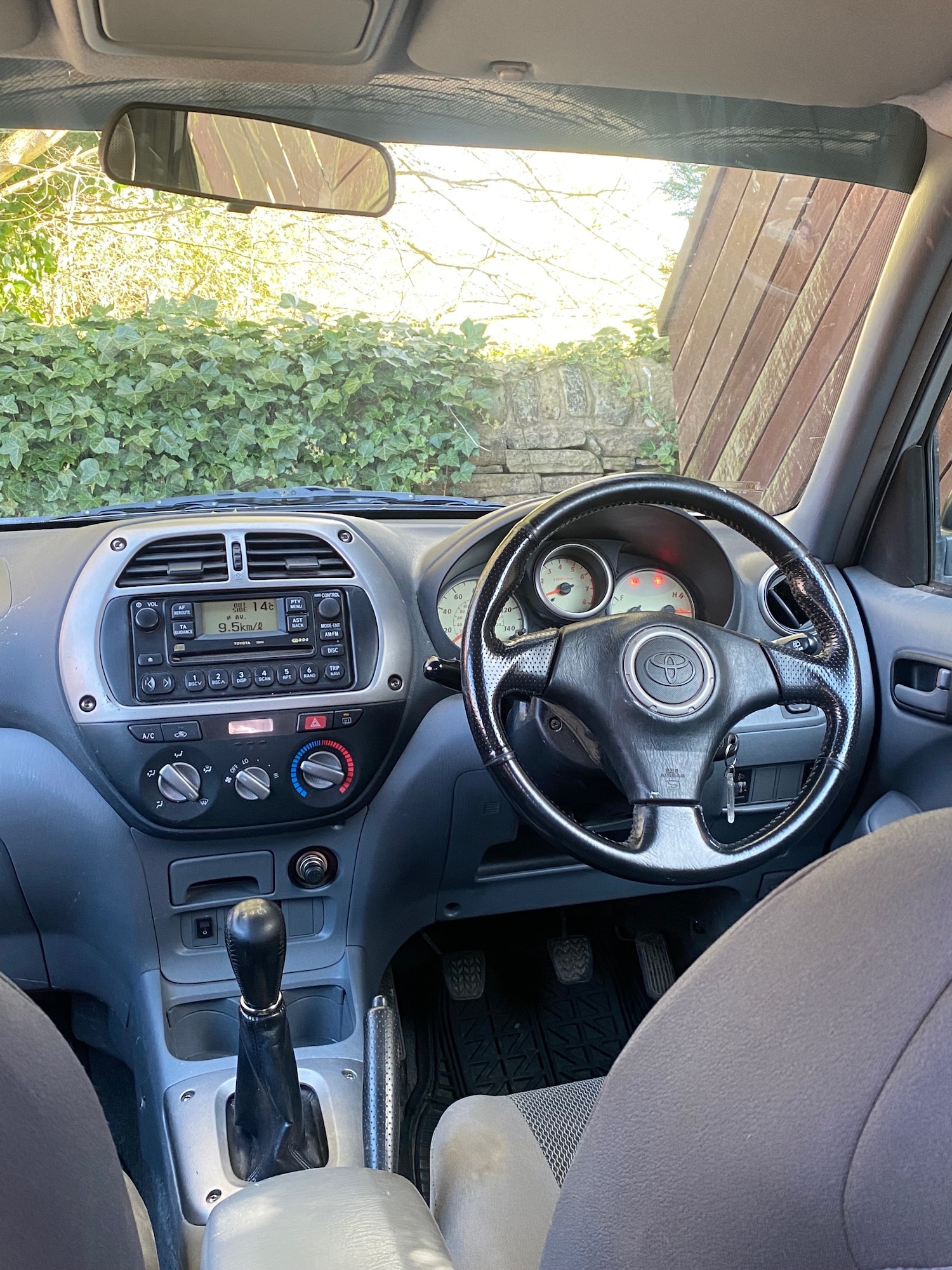 Used Toyota RAV4 2001 for sale - 78212061: Photo 12