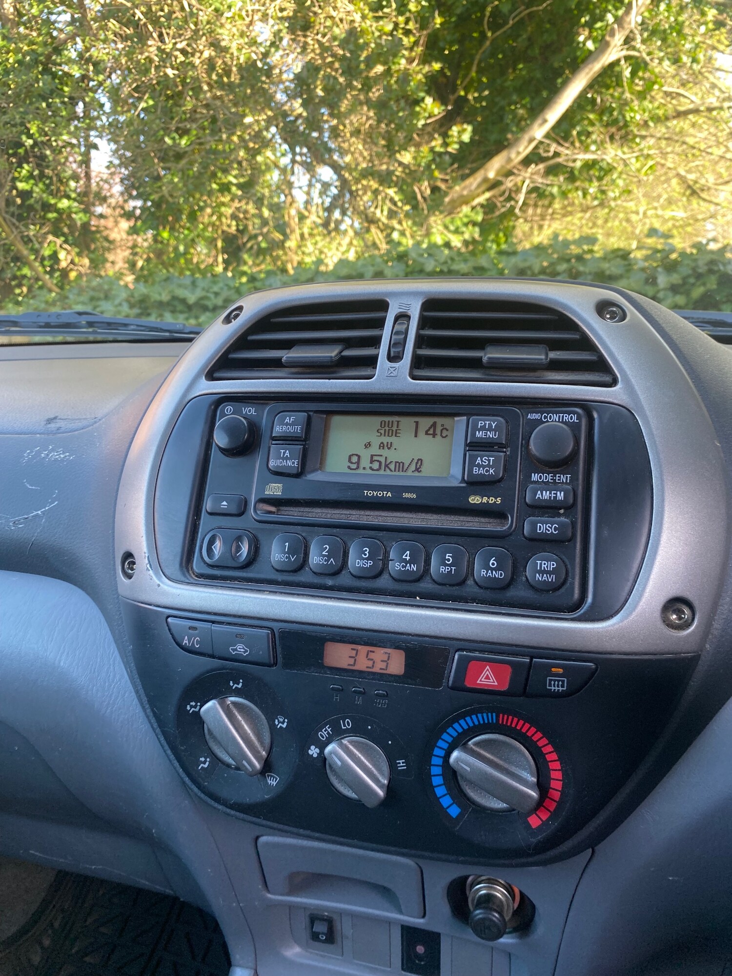 Used Toyota RAV4 2001 for sale - 78212061: Photo 15