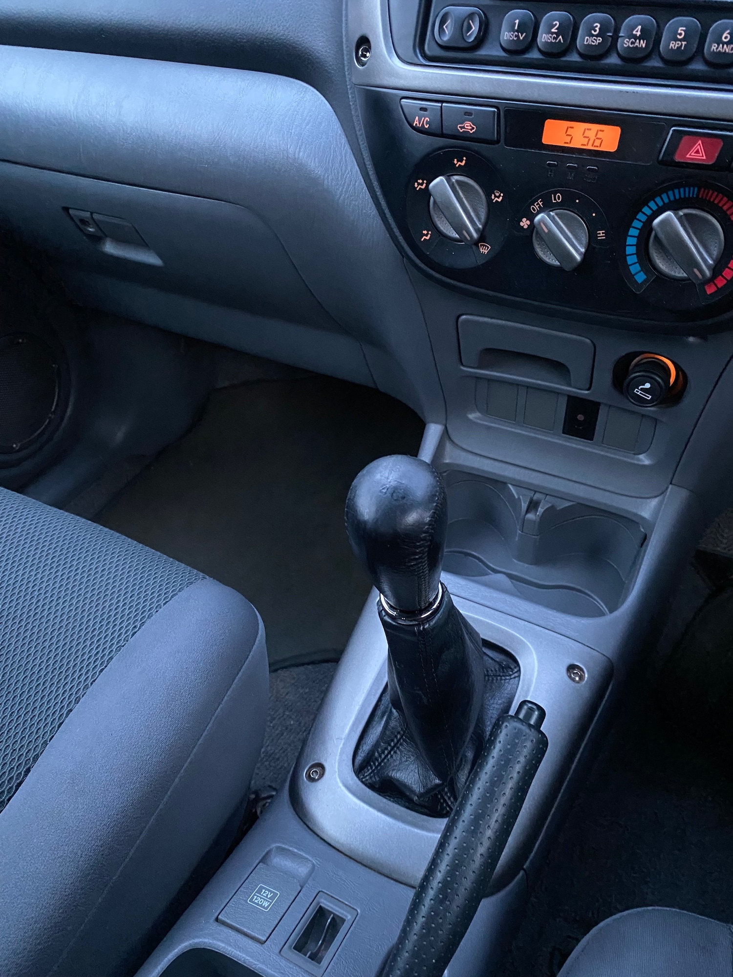 Used Toyota RAV4 2002 for sale - 77818018: Photo 14