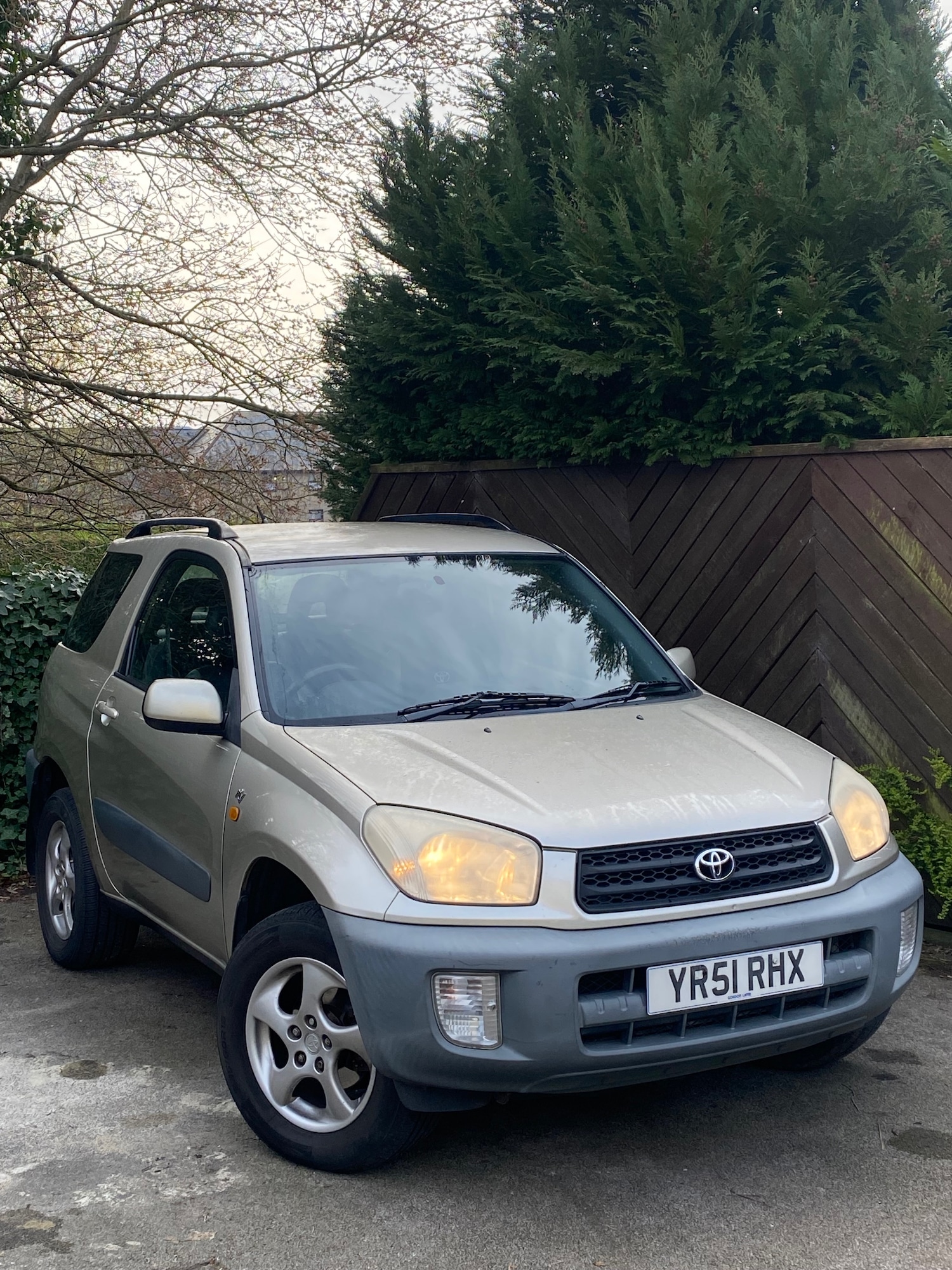 Used Toyota RAV4 2001 for sale - 77983703: Photo 2