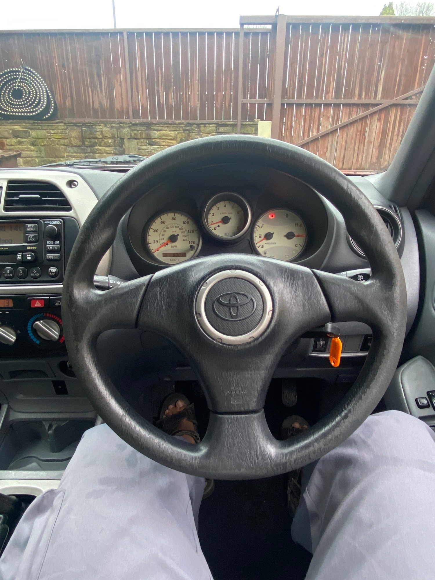 Used Toyota RAV4 2002 for sale - 76885135: Photo 11