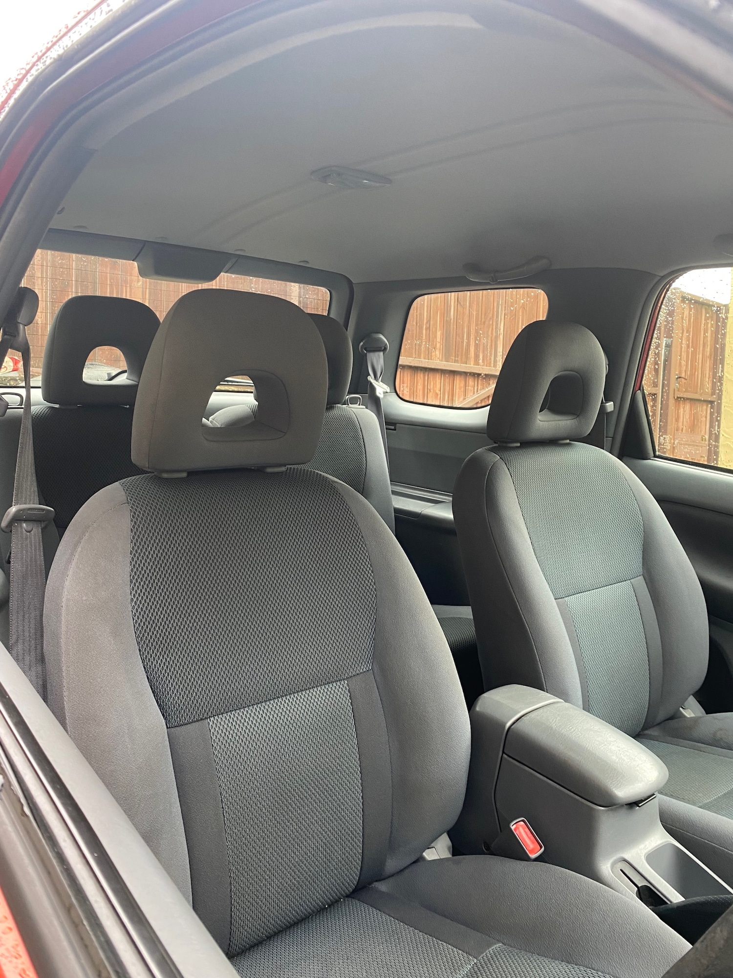 Used Toyota RAV4 2002 for sale - 76885135: Photo 9