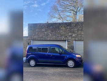 Used Ford Grand Tourneo Connect 2019 for sale - 79421614: Photo