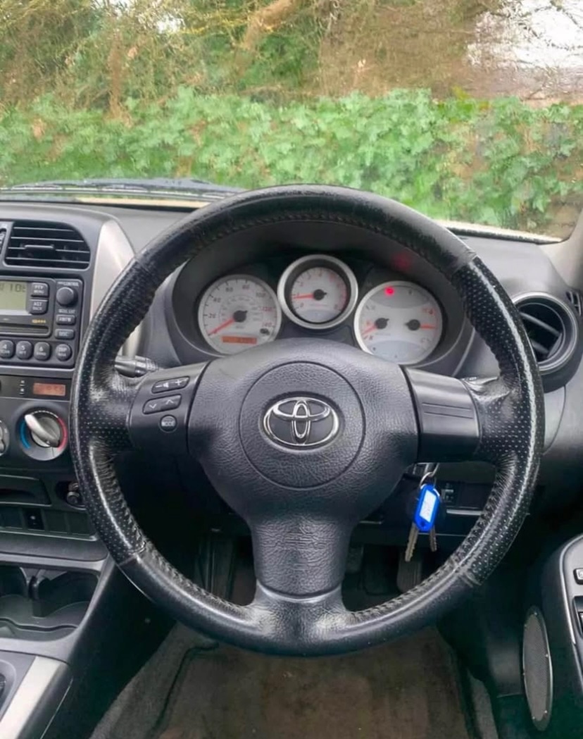 Used Toyota RAV4 2004 for sale - 77701292: Photo 10