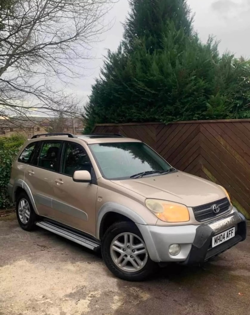 Used Toyota RAV4 2004 for sale - 77701292: Photo 2