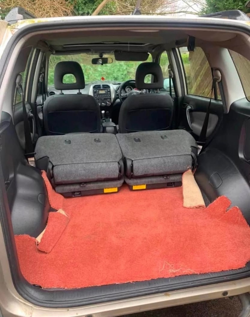 Used Toyota RAV4 2004 for sale - 77701292: Photo 8