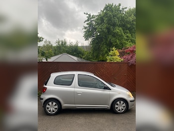 Used Toyota Yaris 2004 for sale - 78767817: Photo