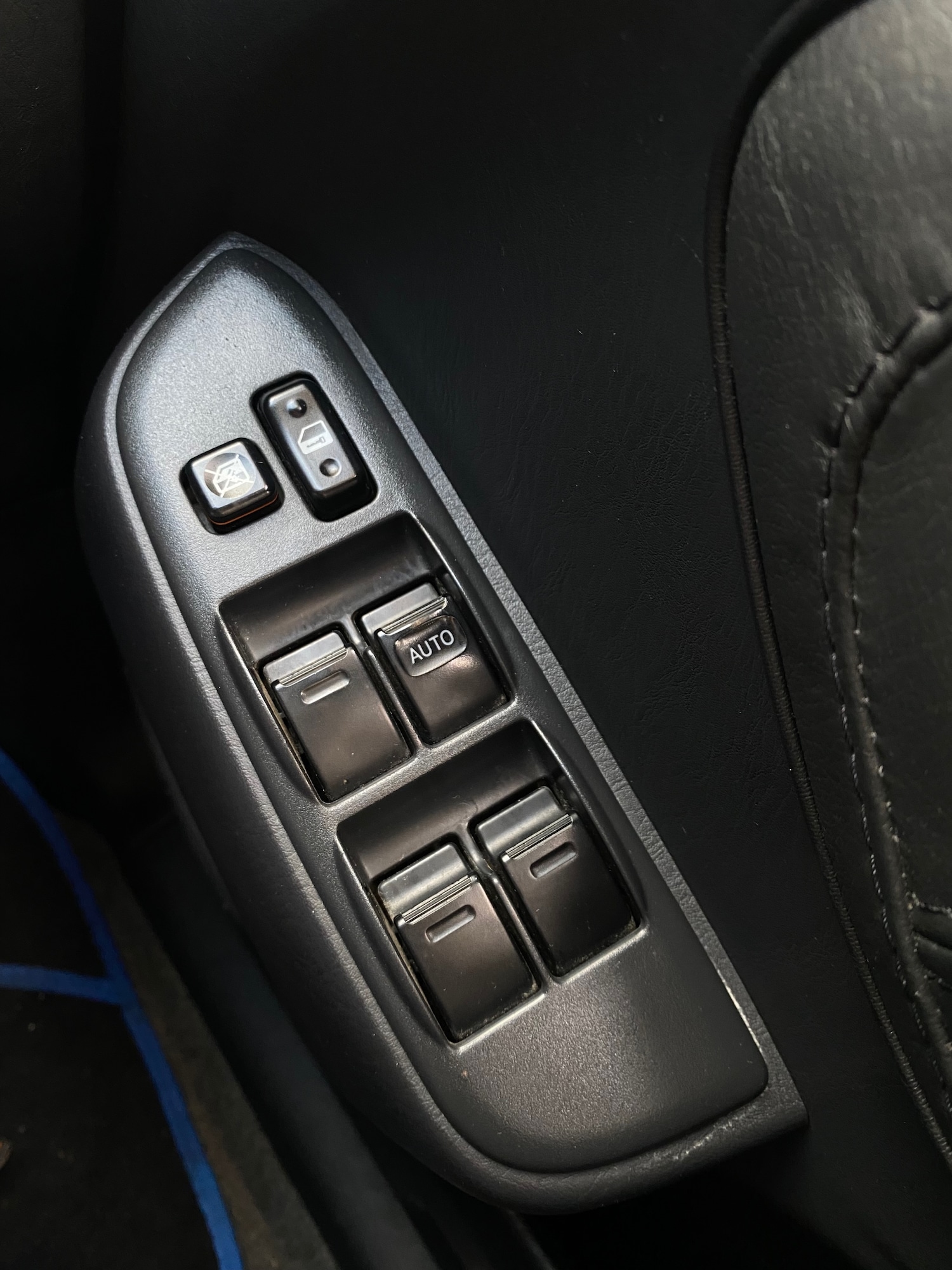 Used Toyota RAV4 2003 for sale - 76941868: Photo 17