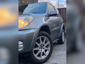 Used Toyota RAV4 2004 for sale - 77210809: Photo