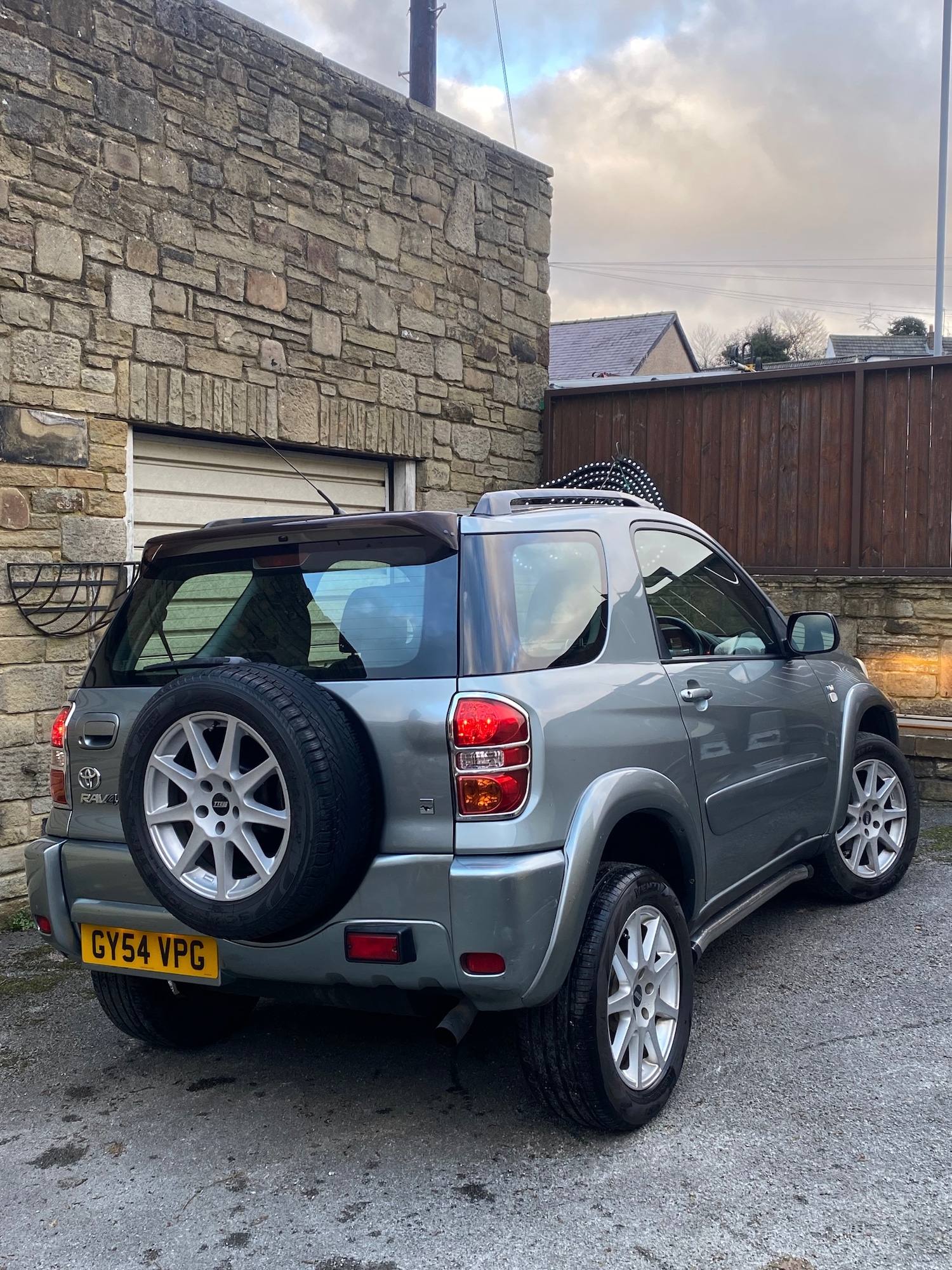 Used Toyota RAV4 2004 for sale - 77210809: Photo 4