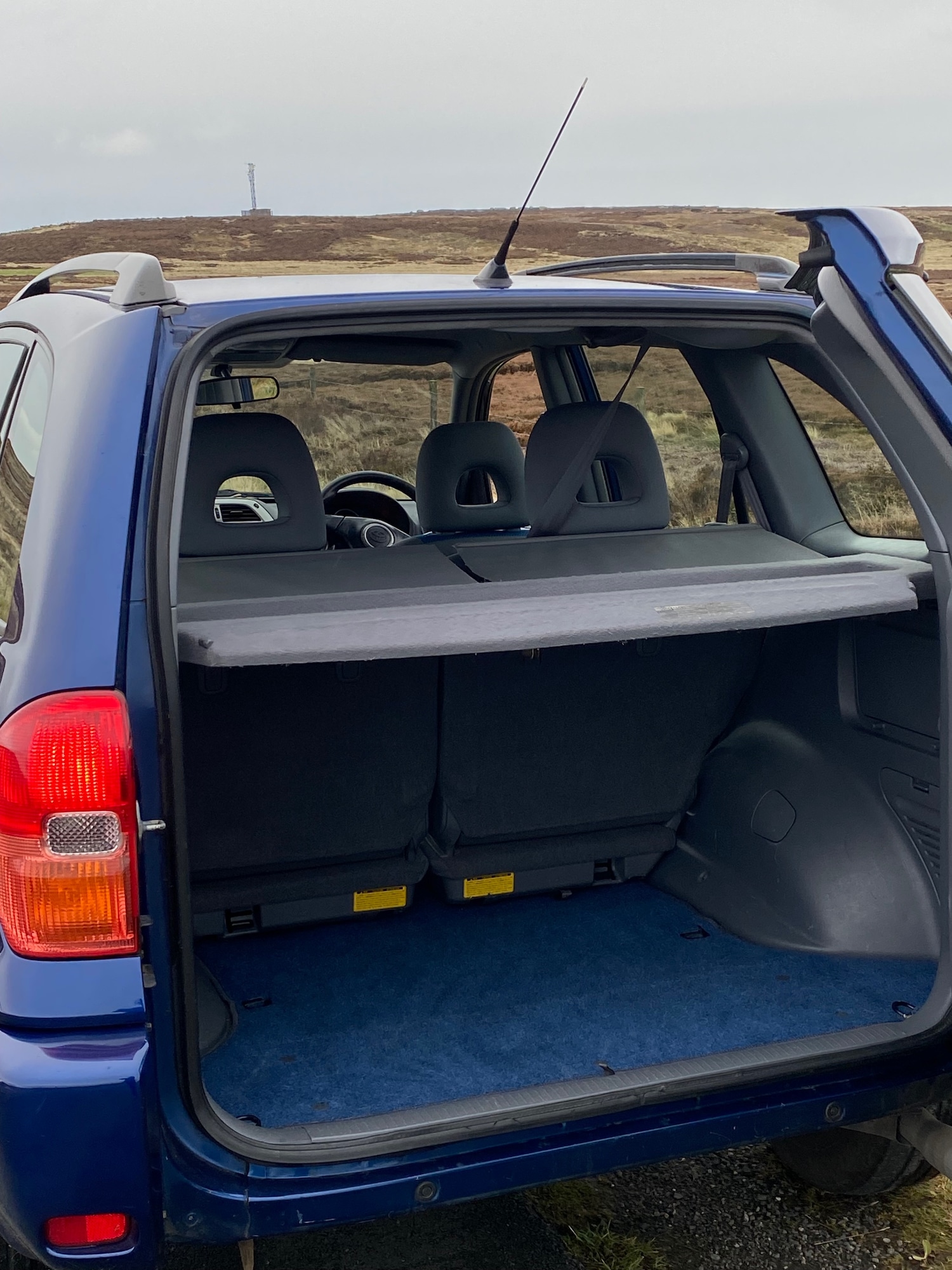 Used Toyota RAV4 2002 for sale - 76536953: Photo 8