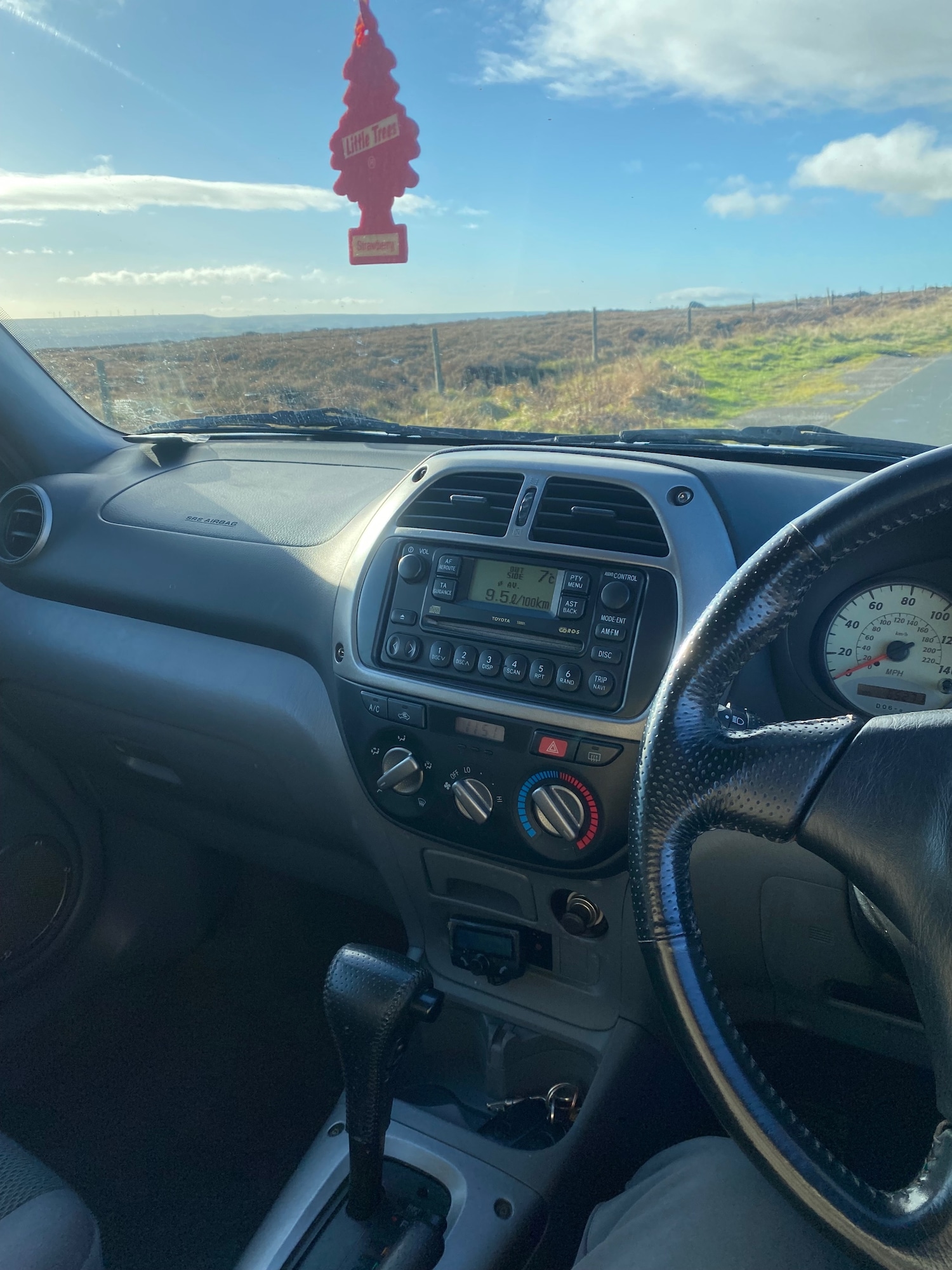 Used Toyota RAV4 2001 for sale - 77732799: Photo 12