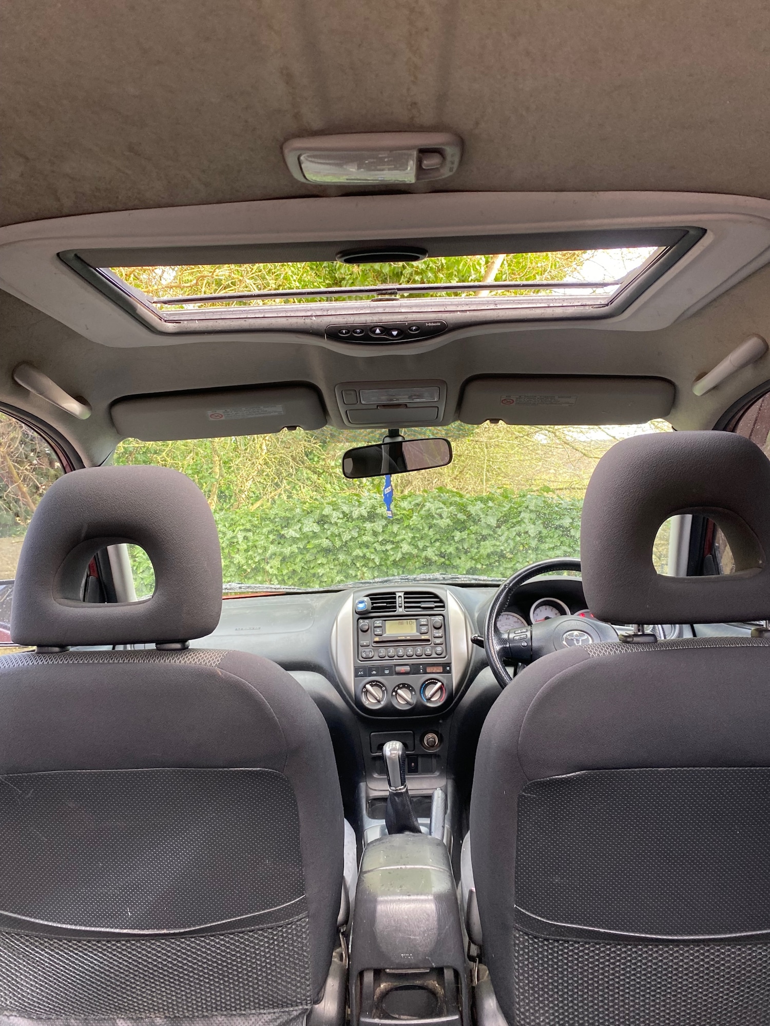 Used Toyota RAV4 2004 for sale - 78060881: Photo 9