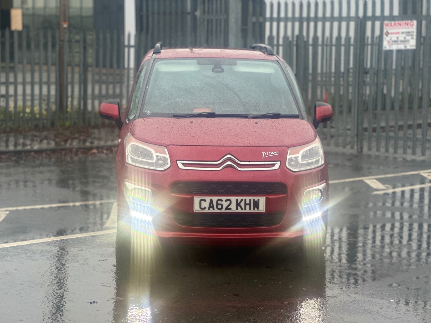 Used Citroen C3 Picasso 2013 for sale - 77271600: Photo 3