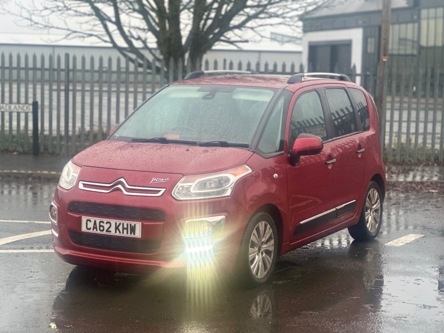 Used Citroen C3 Picasso 2013 for sale - 77271600: Photo 6