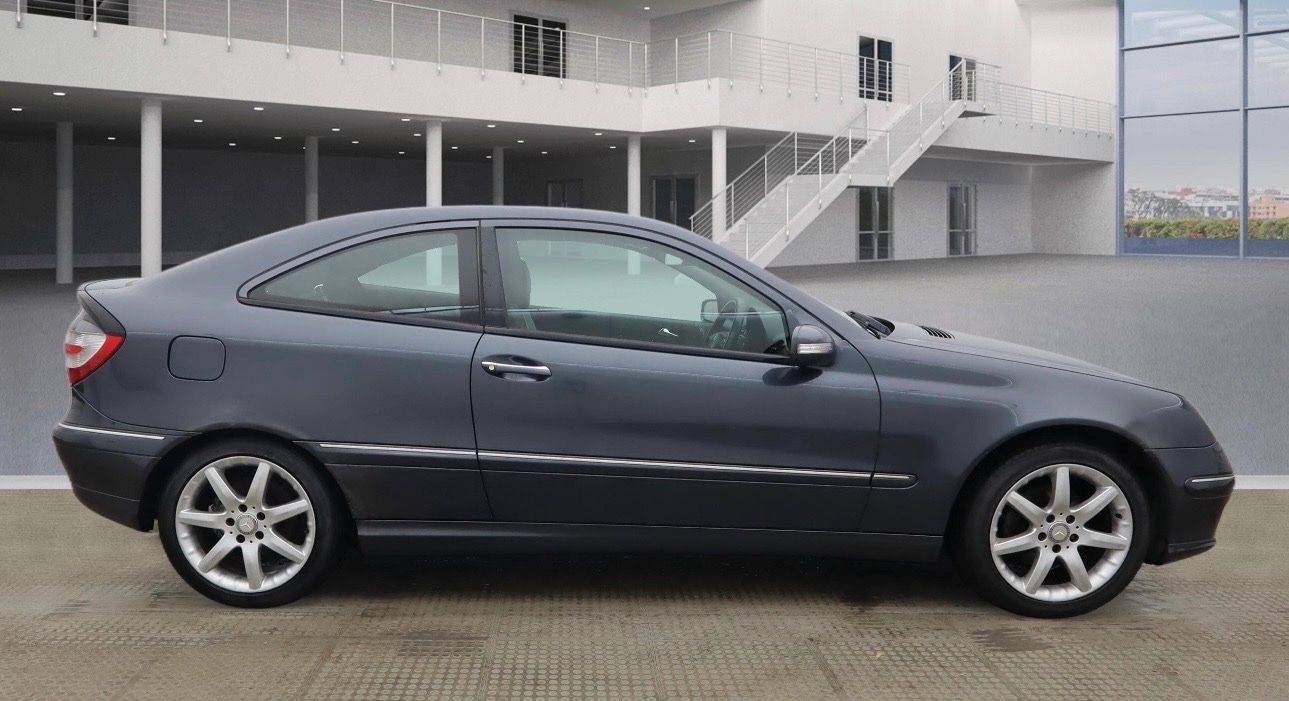 Used Mercedes-Benz C Class 2007 for sale - 77630051: Photo 3