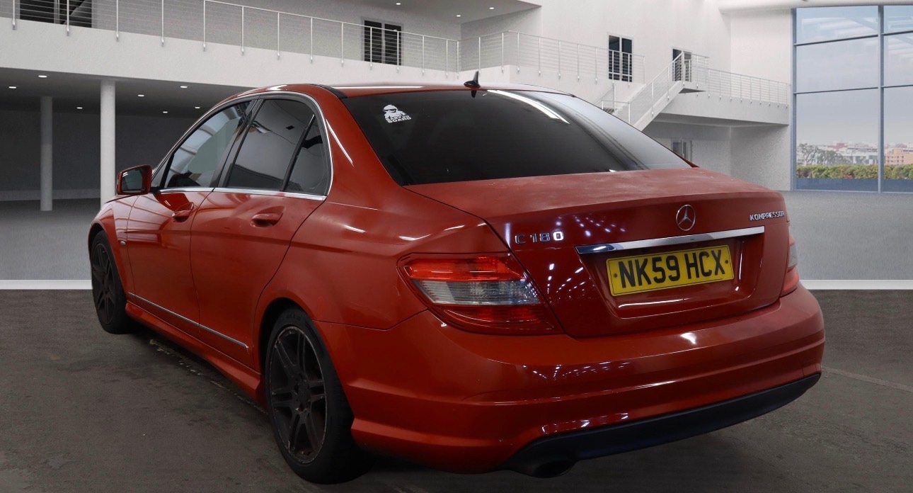 Used Mercedes-Benz C Class 2009 for sale - 77632888: Photo 3