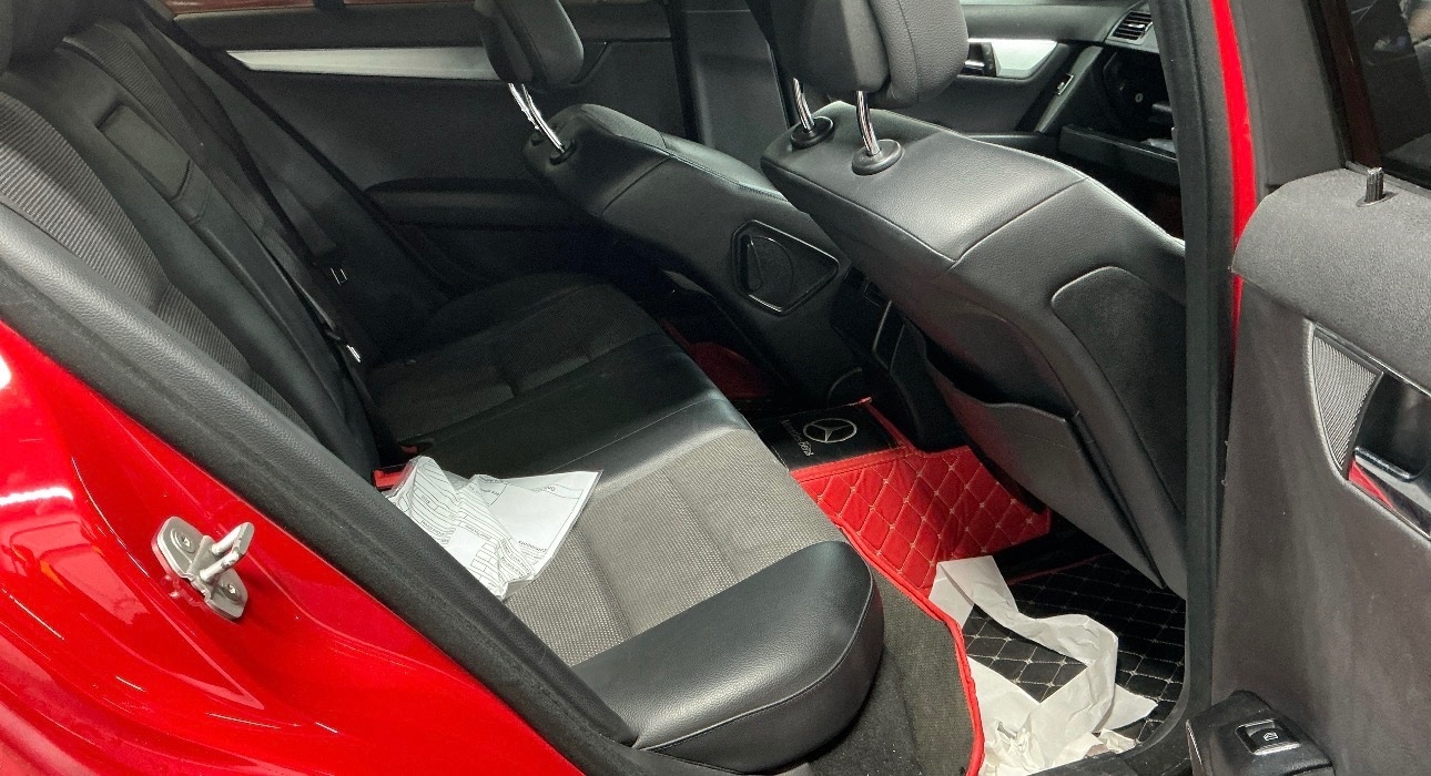 Used Mercedes-Benz C Class 2009 for sale - 77632888: Photo 5