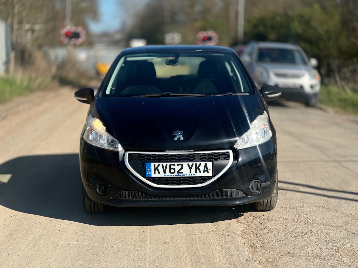 Used Peugeot 208 2012 for sale - 77932965: Photo 2