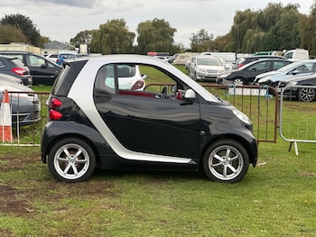 Used smart fortwo 2011 for sale - 76455033: Photo