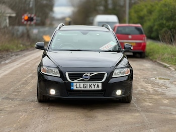 Used Volvo V50 2011 for sale - 77531967: Photo