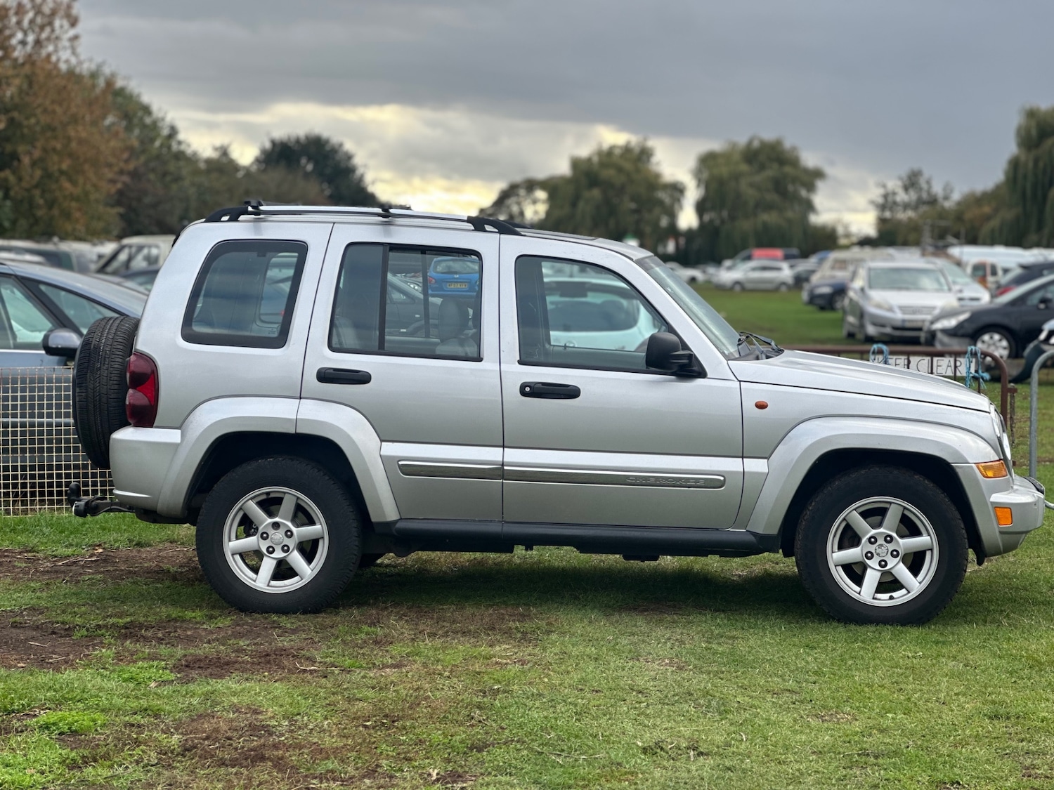 Used Jeep Cherokee 2007 for sale - 76454958: Photo 4