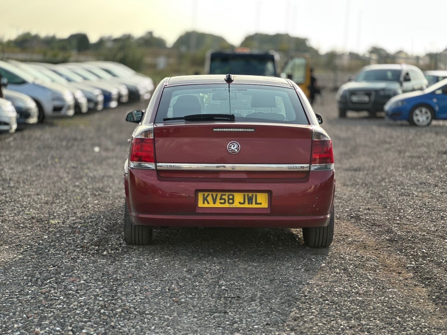 Used Vauxhall Vectra 2008 for sale - 76557743: Photo 6
