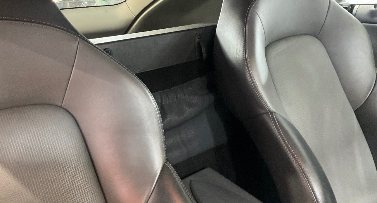 Used Chrysler Crossfire 2004 for sale - 77634027: Photo 6