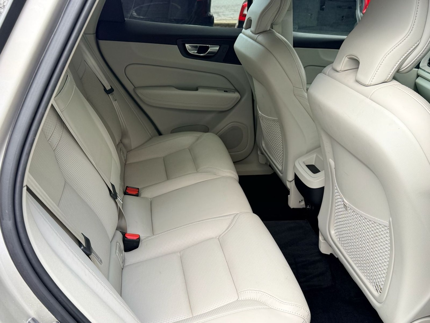 Used Volvo XC60 2018 for sale - 77324772: Photo 10