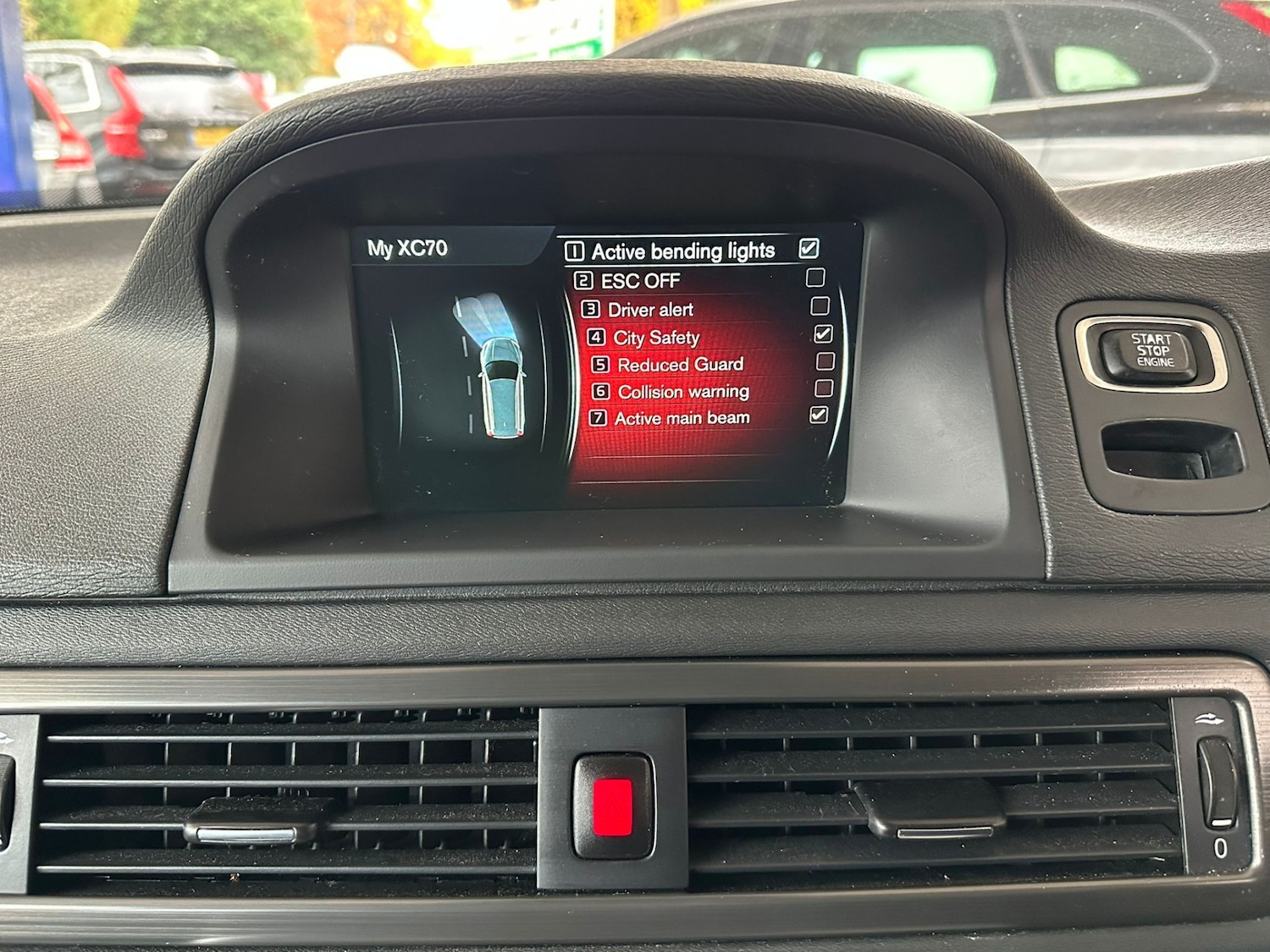 Used Volvo XC70 2014 for sale - 76480061: Photo 10