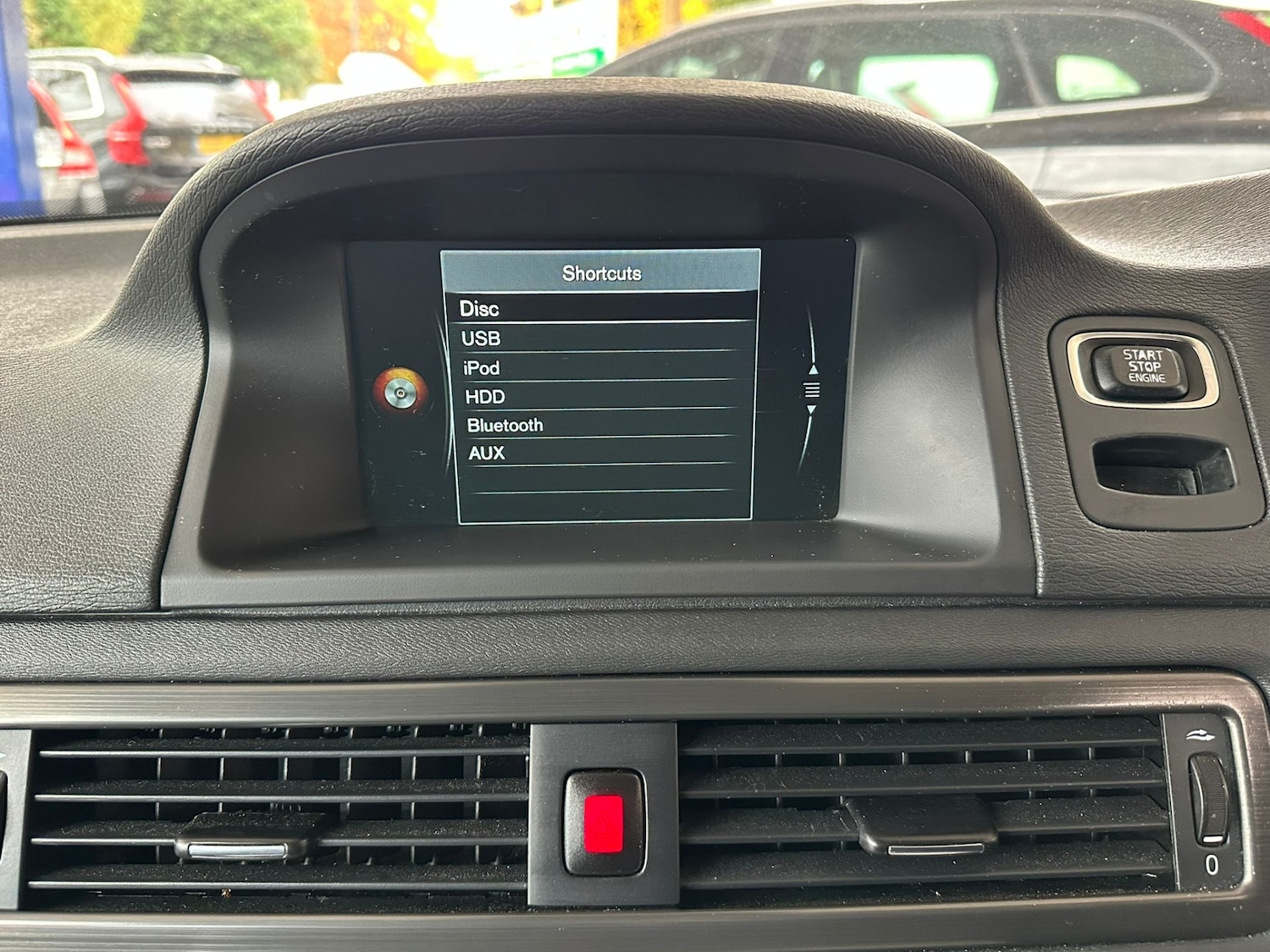 Used Volvo XC70 2014 for sale - 76480061: Photo 13