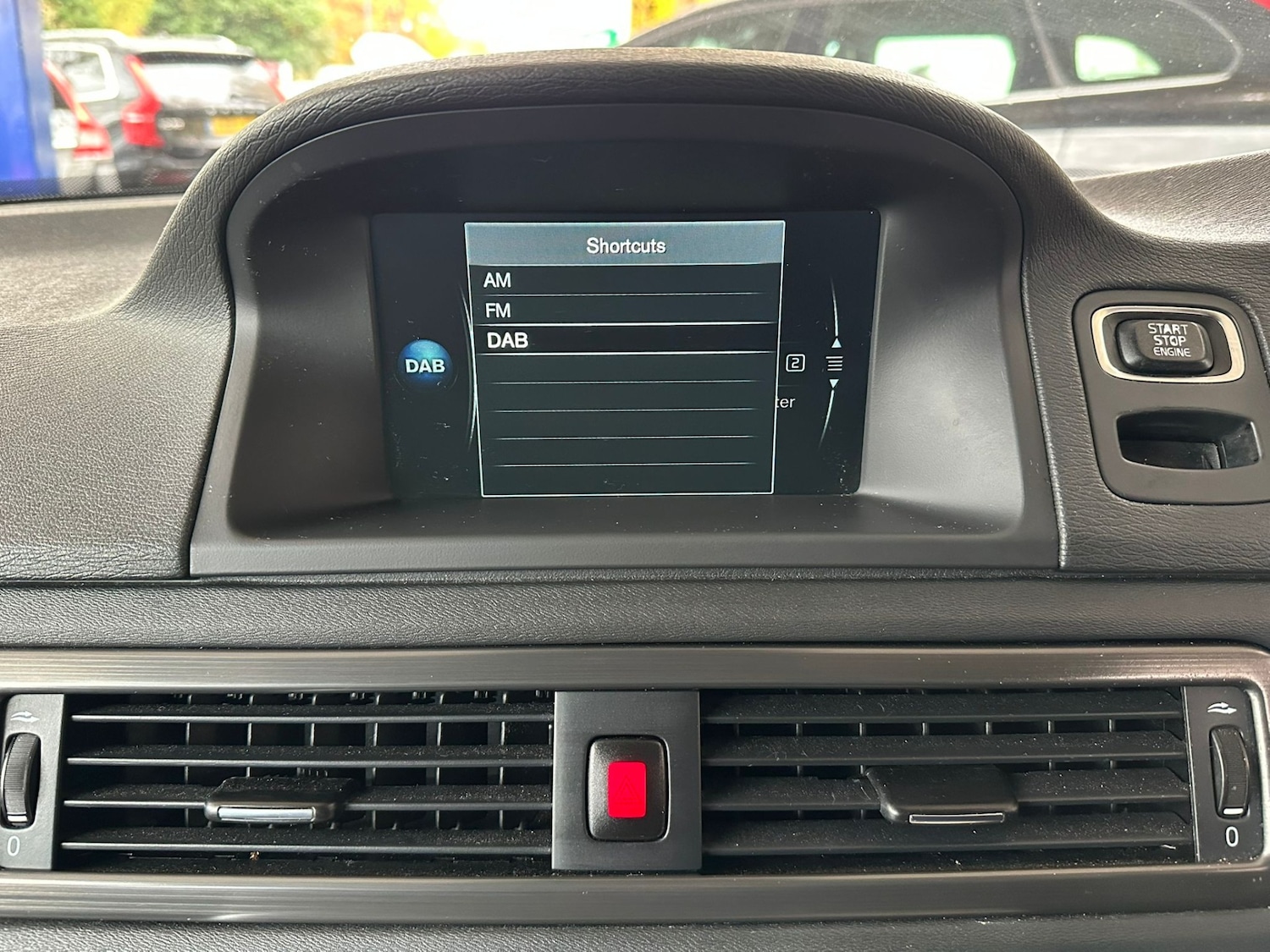 Used Volvo XC70 2014 for sale - 76480061: Photo 14