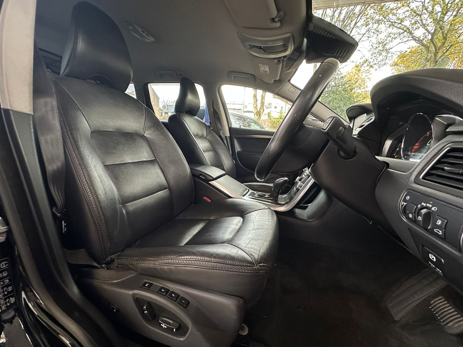 Used Volvo XC70 2014 for sale - 76480061: Photo 16