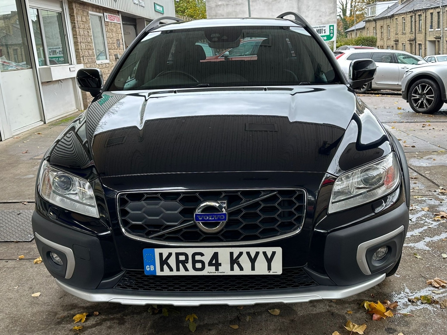 Used Volvo XC70 2014 for sale - 76480061: Photo 2