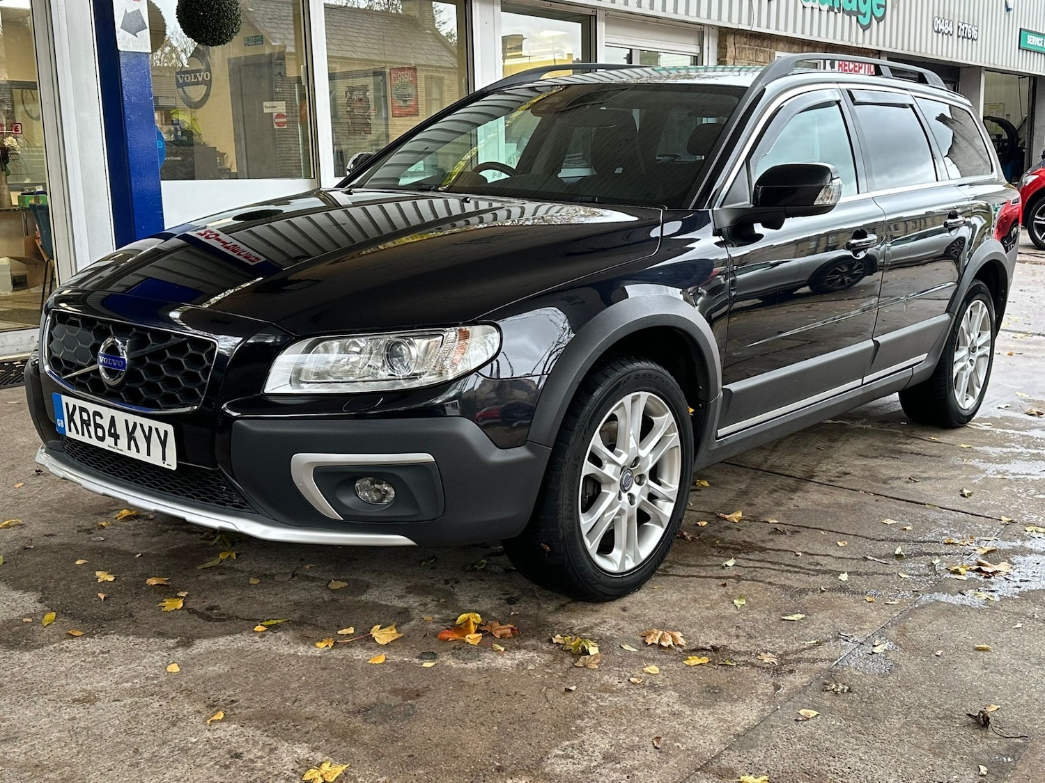 Used Volvo XC70 2014 for sale - 76480061: Photo 3