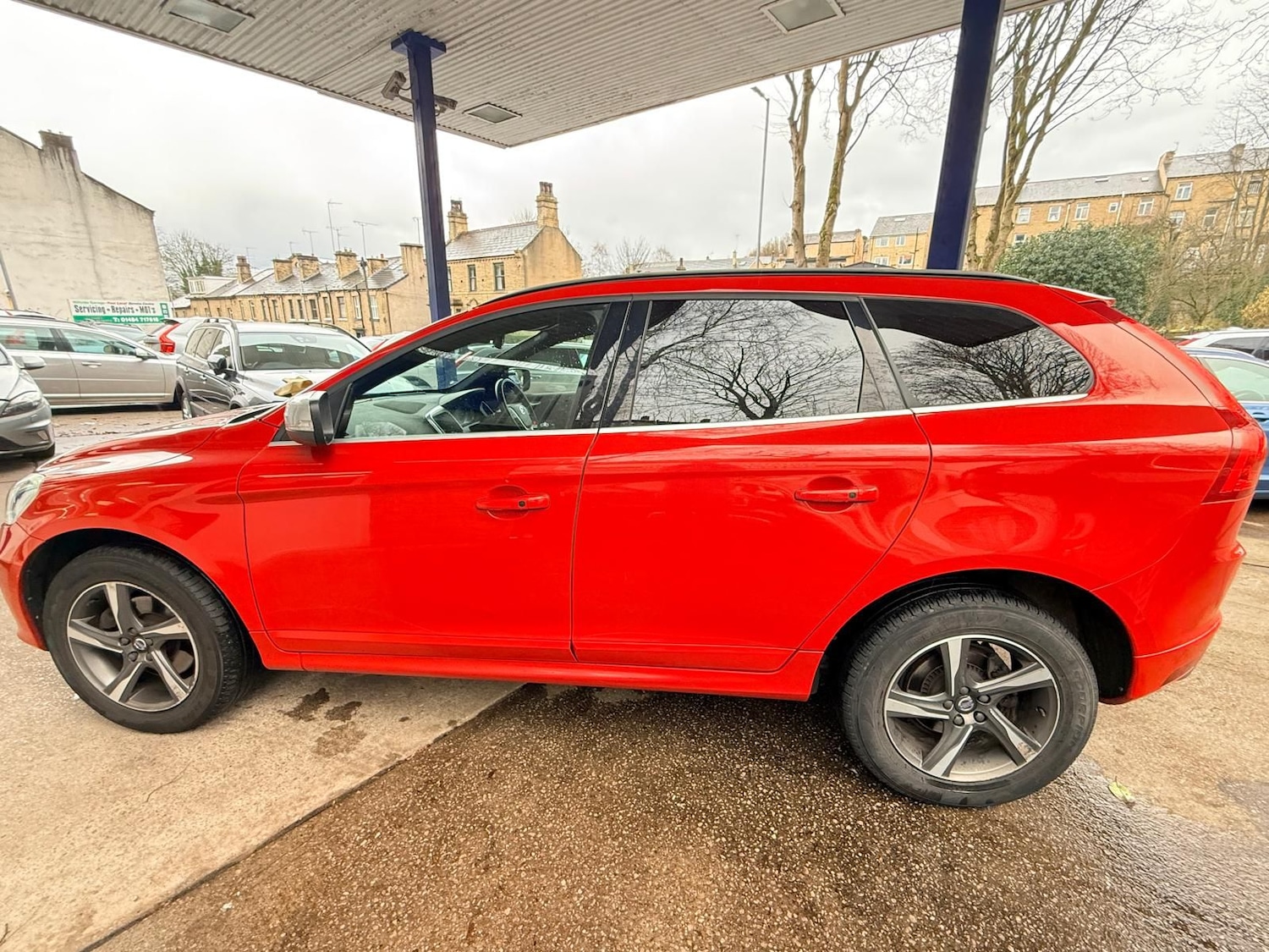 Used Volvo XC60 2015 for sale - 77710956: Photo 4