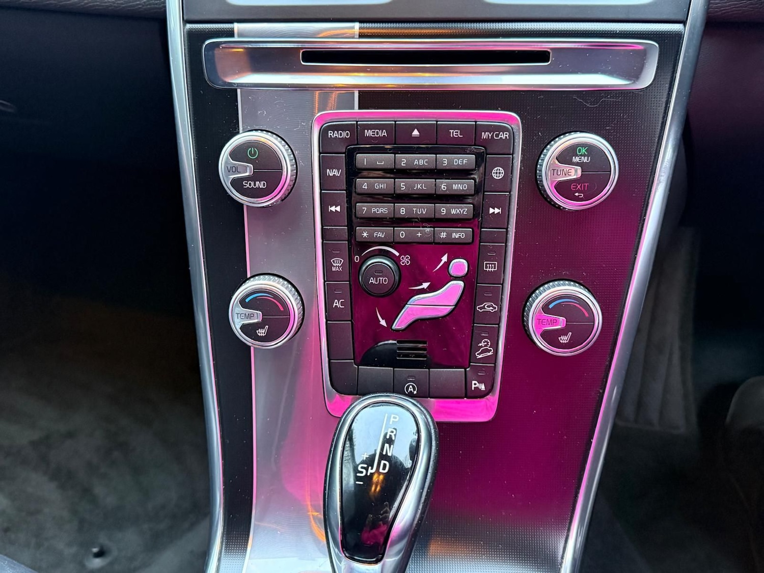 Used Volvo XC60 2016 for sale - 77218912: Photo 21