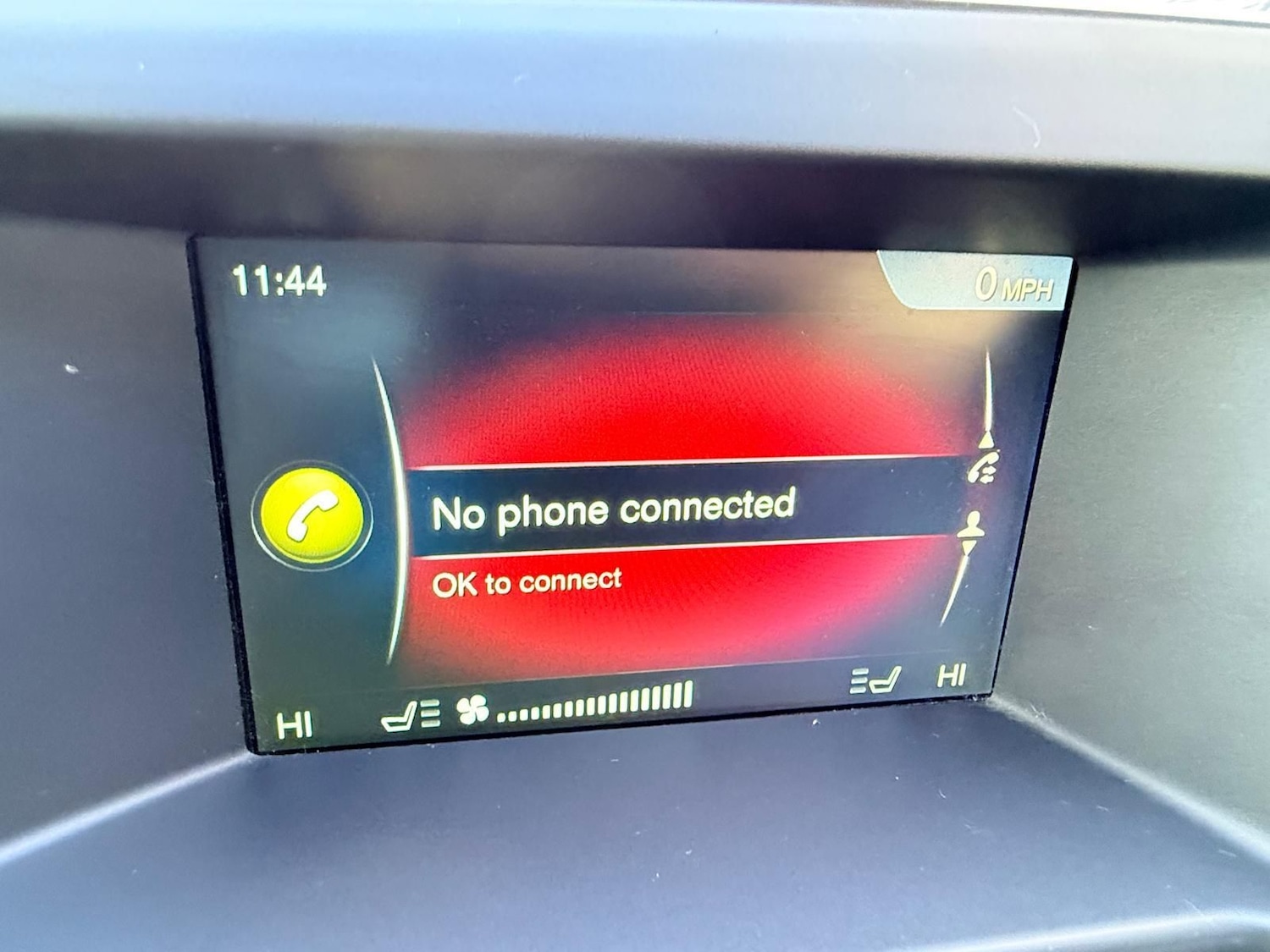 Used Volvo XC60 2015 for sale - 77224102: Photo 22