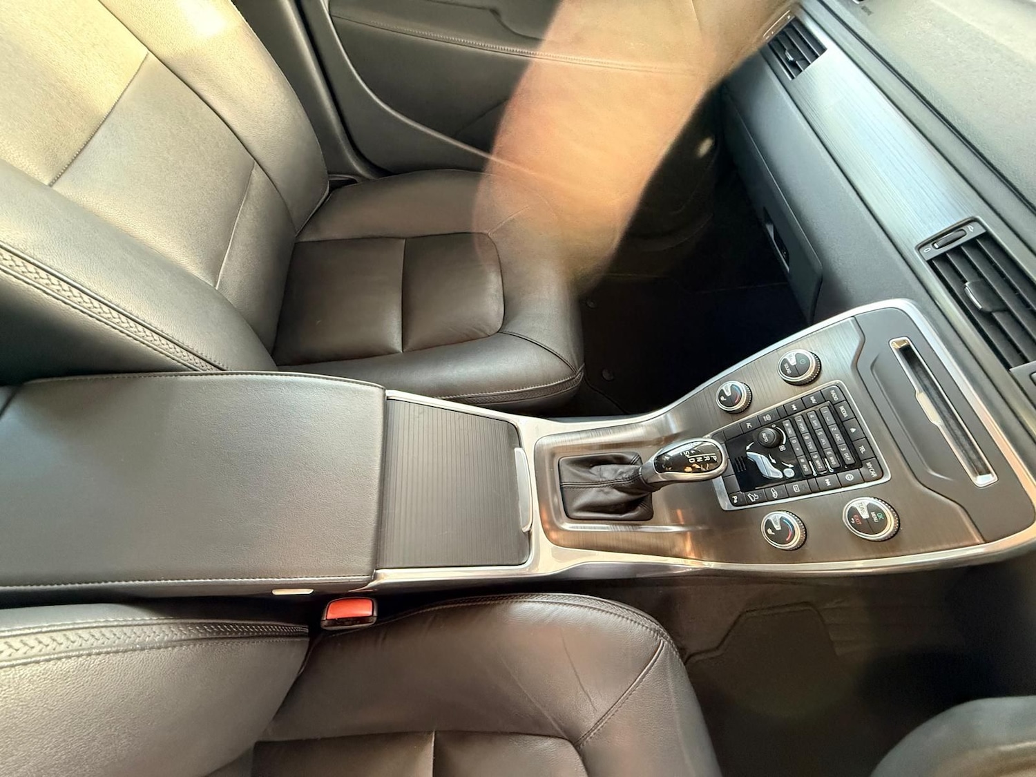 Used Volvo XC70 2014 for sale - 77269429: Photo 19