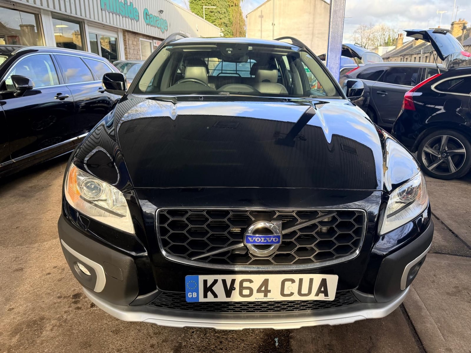Used Volvo XC70 2014 for sale - 77269429: Photo 3