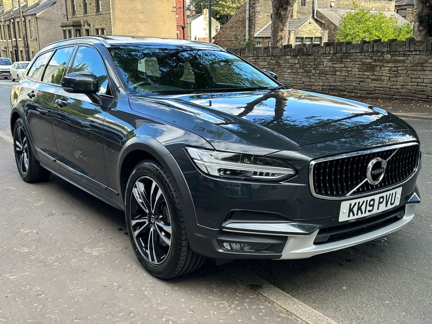Used Volvo V90 2019 for sale - 76037965: Photo 1