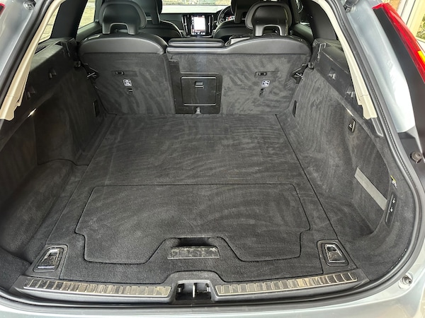 Used Volvo V90 2017 for sale - 76146389: Photo 10