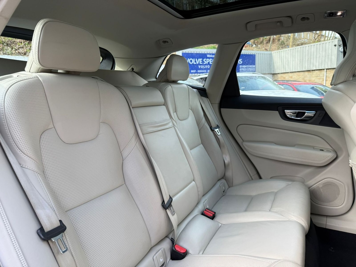 Used Volvo XC60 2019 for sale - 77942289: Photo 16