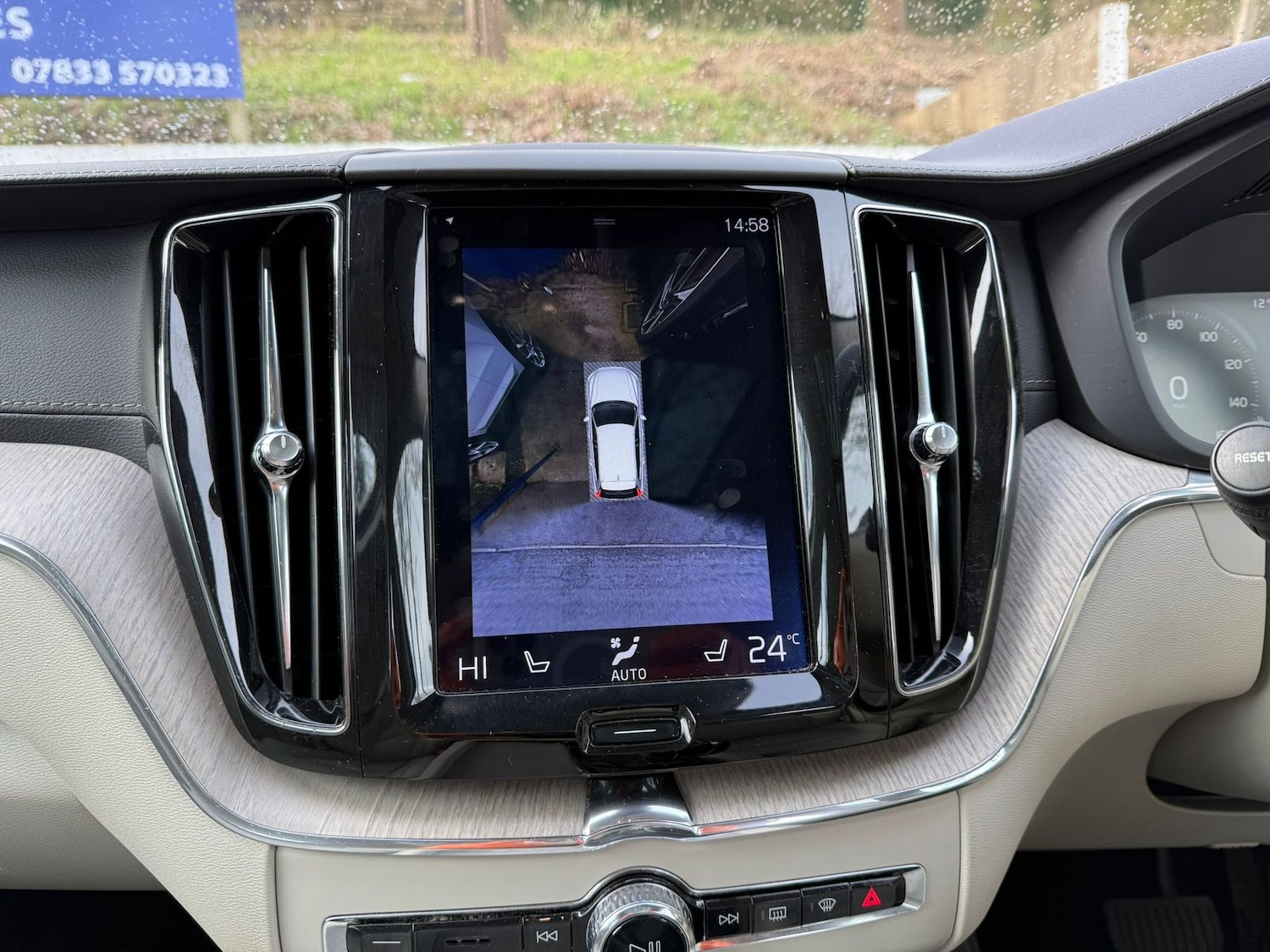 Used Volvo XC60 2019 for sale - 77942289: Photo 20