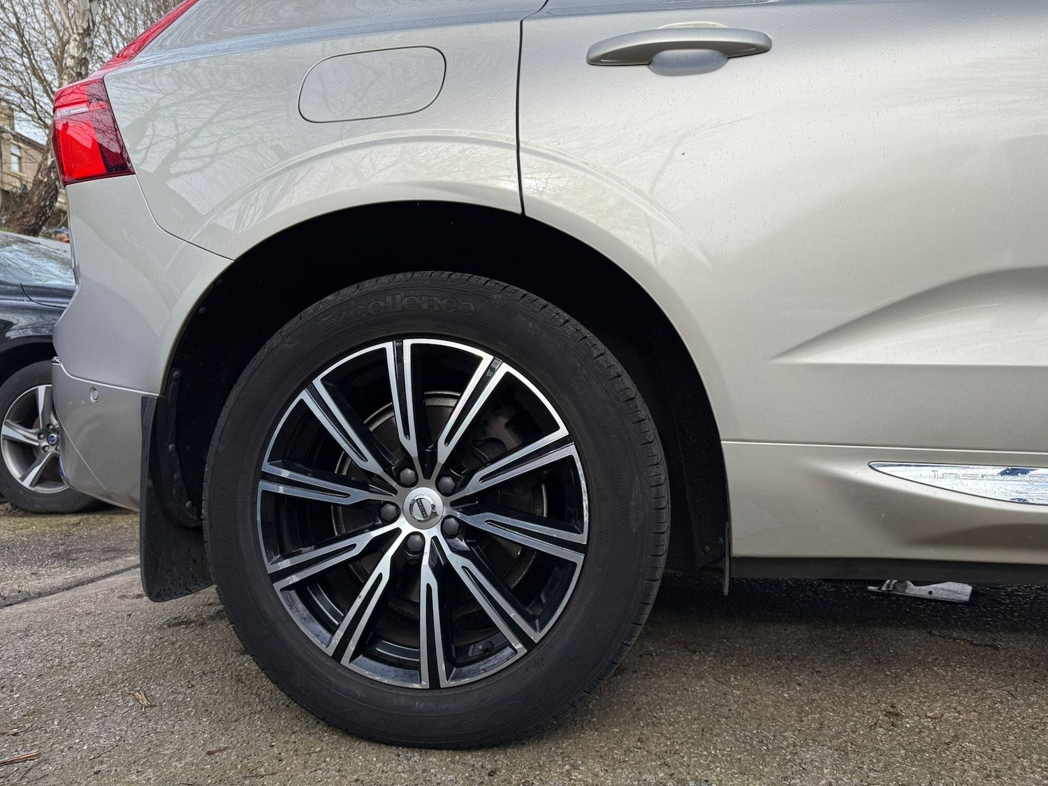 Used Volvo XC60 2019 for sale - 77942289: Photo 24