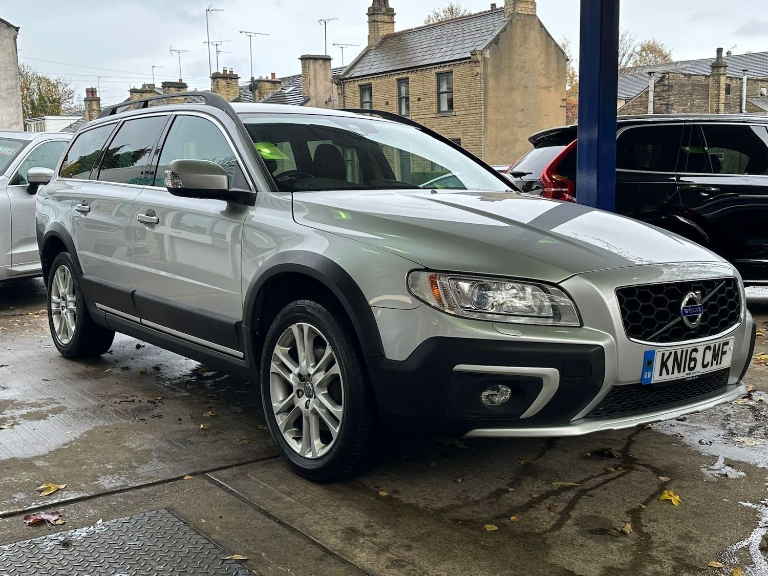 Used Volvo XC70 2016 for sale - 76480165: Photo 1