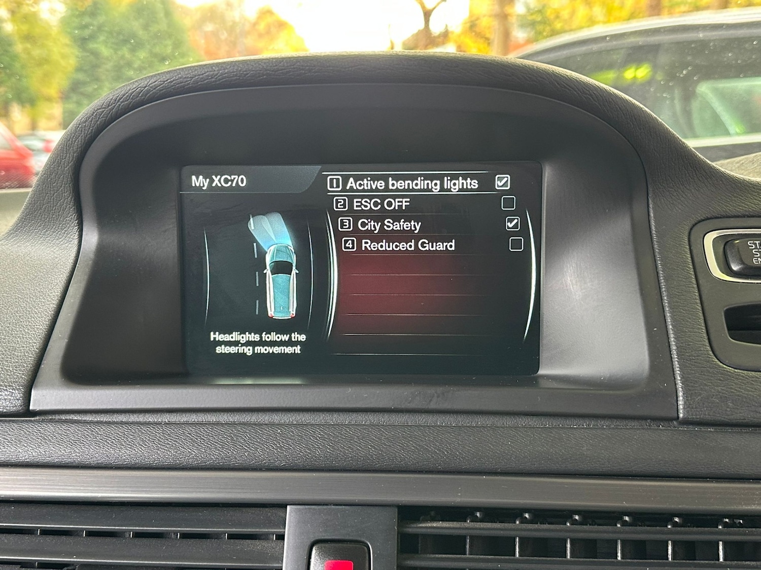 Used Volvo XC70 2016 for sale - 76480165: Photo 10